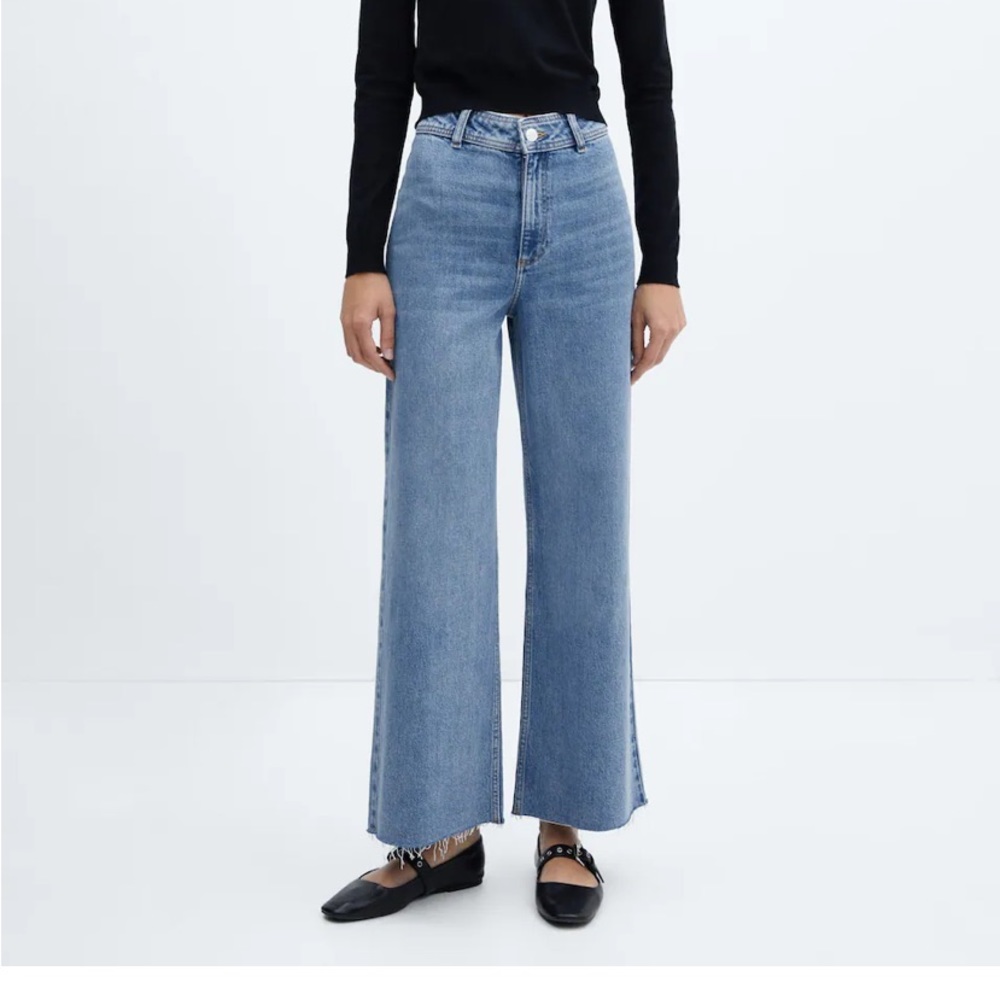 NWT Mango wide leg jeans. No flaws. Medium denim color